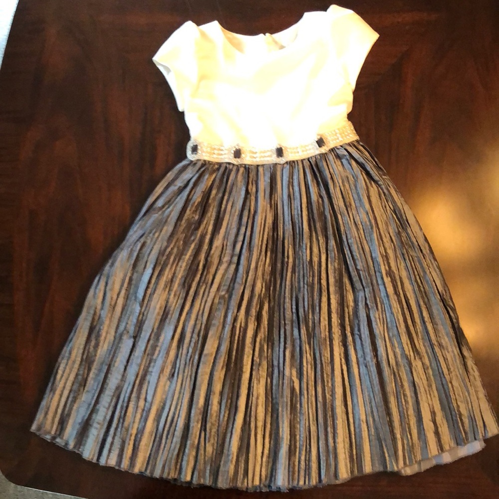 Cinderella off white/charcoal gray dress